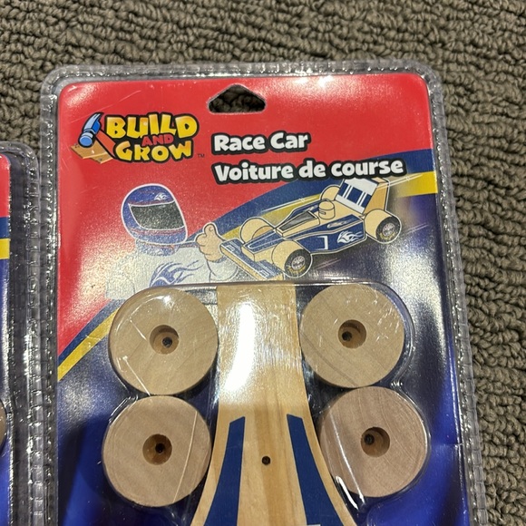 Pack of 3 build and grow - only needs hammer for assembly - Picture 4 of 6